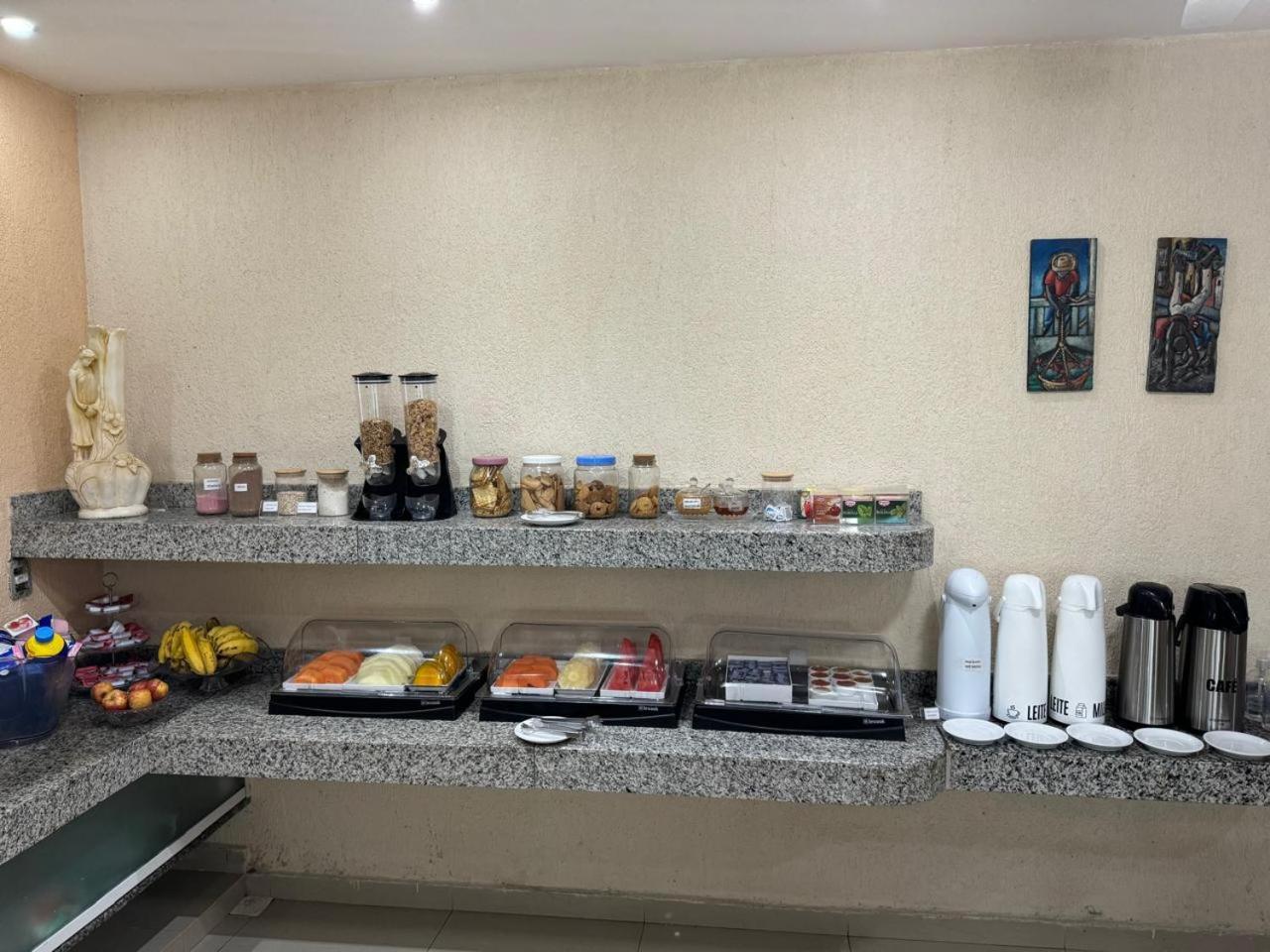סקווארמה Hotel Aconchego Da Vila מראה חיצוני תמונה